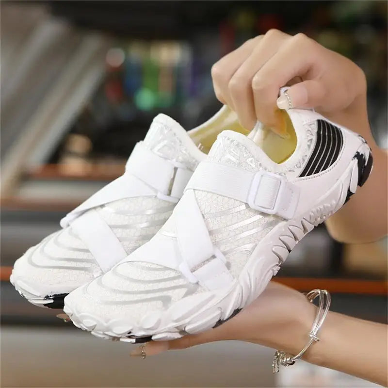 Summer Beach Breathable Upstream Aqua Shoes Outdoor Five Finger Stream Tracing Shoes Lighten Fitness Yoga Exercise shoes